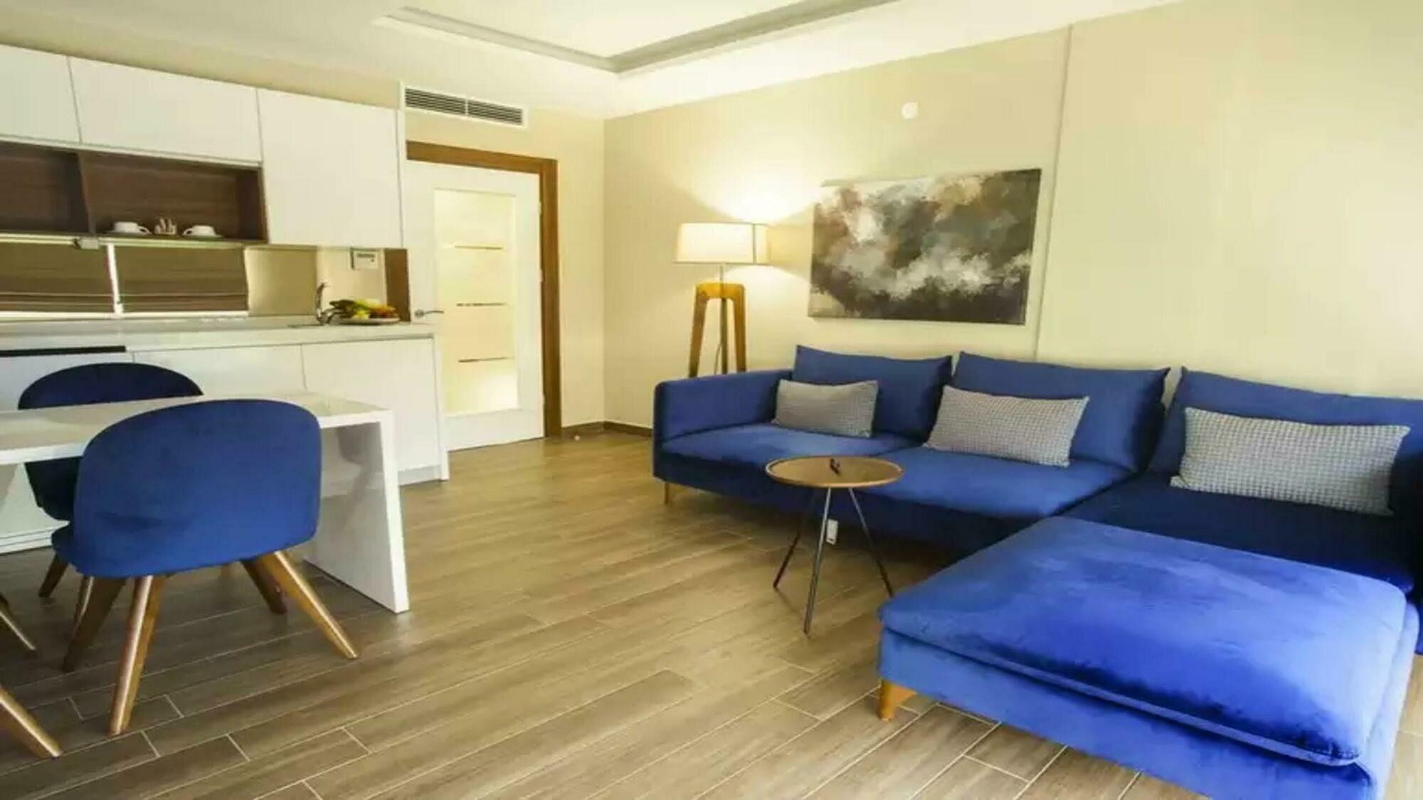Maxuite Hotel In Home Akçay Exterior photo