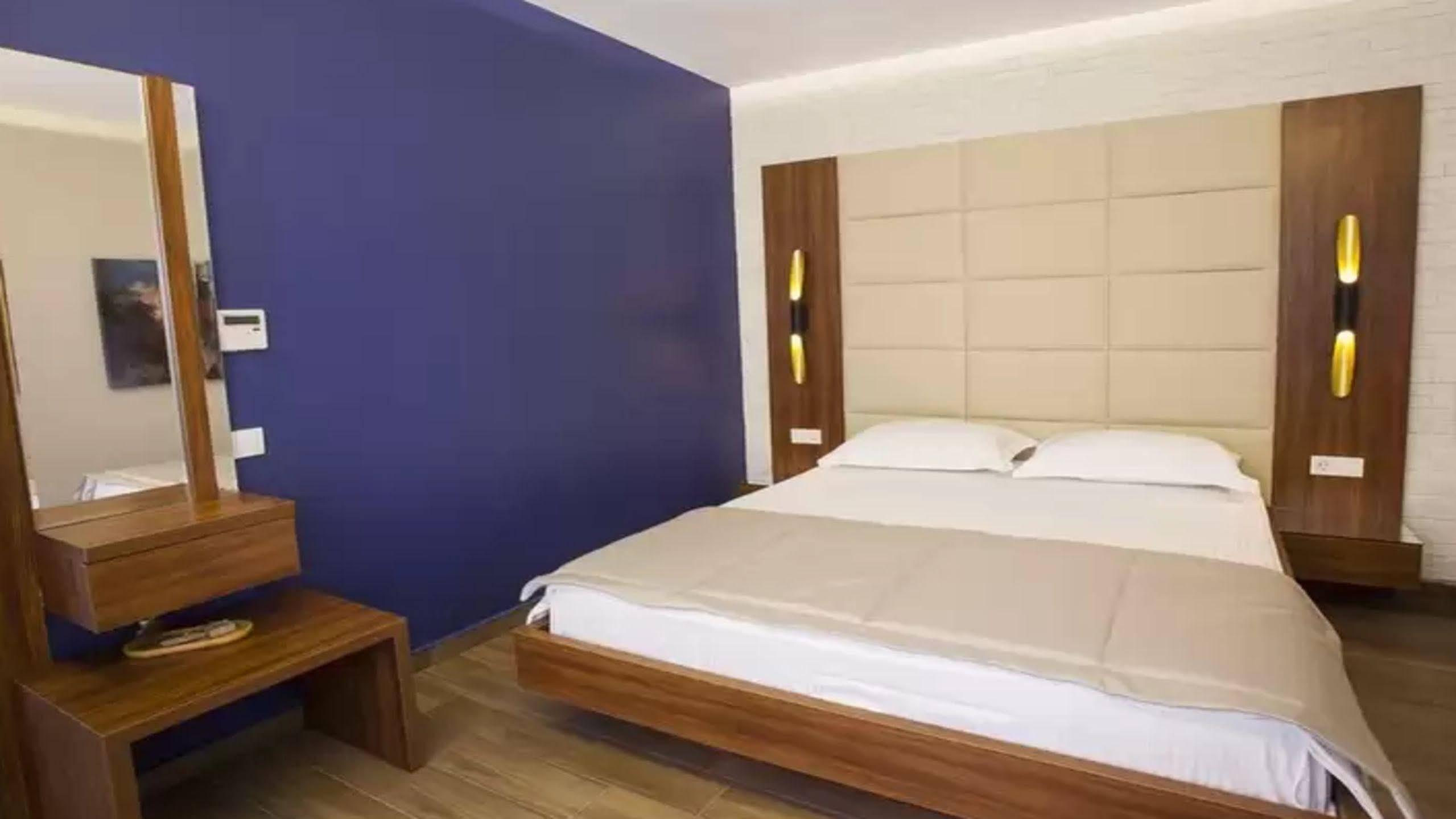 Maxuite Hotel In Home Akçay Exterior photo