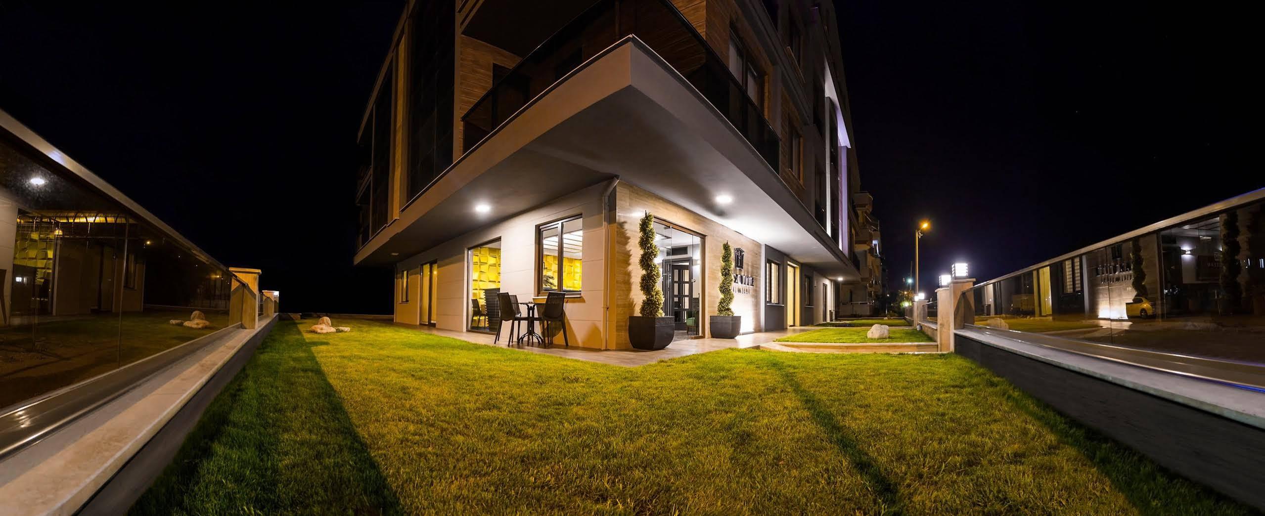 Maxuite Hotel In Home Akçay Exterior photo